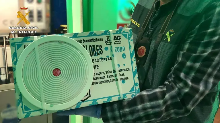 Investigado un hombre por intentar vender artículos que protegían del coronavirus - GUARDIA CIVIL