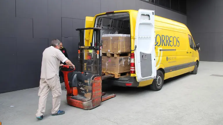 Entrega en Navarra de 18.000 test rápidos por parte del Gobierno español DELEGACIÓN DEL GOBIERNO