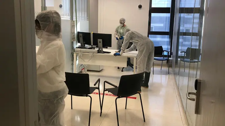 Desinfección de las instalaciones de la Policía Municipal de Pamplona ante la pandemia del coronavirus POLICÍA MUNICIPAL DE PAMPLONA
