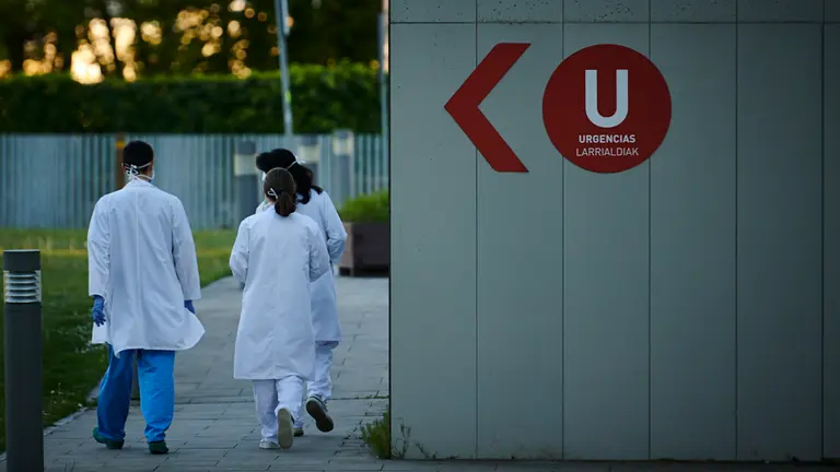 Personal sanitario frente a la crisis del coronavirus. PABLO LASAOSA