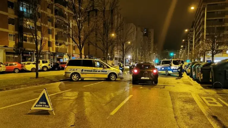 Control de tráfico en Pamplona con motivo del estado de alarma. POLICÍA MUNICIPAL DE PAMPLONA