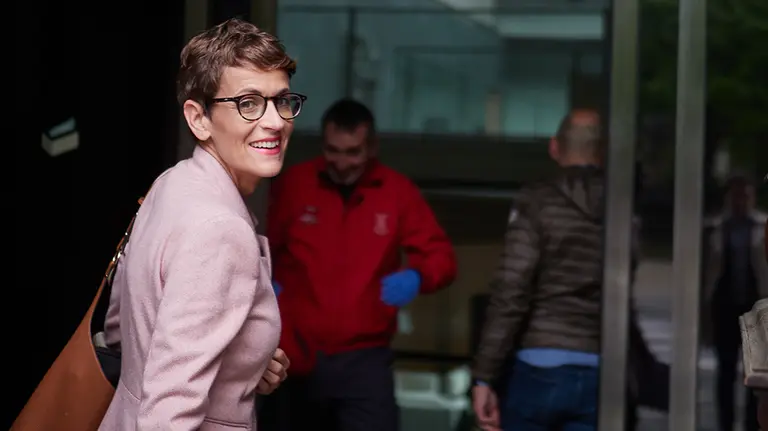 La presidenta del Ejecutivo foral, María Chivite, a su llegada al pleno del Parlamento de Navarra donde se ha convalidado este martes por unanimidad un nuevo decreto ley foral aprobado por el Gobierno foral con medidas frente a la crisis del coronavirus, medidas fundamentalmente dirigidas al colectivo de autónomos. En Pamplona, Navarra, (España), a 21 de abril de 2020.

21 ABRIL 2020;MARIA CHIVITE;NAVARRA;PLENO PARLAMENTO NAVARRA;EJECUTIVO FORAL;AUTONOMOS

21/4/2020