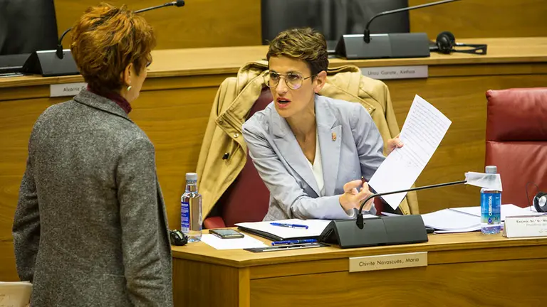 Pleno del parlamento de Navarra durante la crisis del coronavirus celebrado el 21 de abril de 2020 (16)
