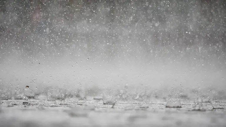 Temporal de lluvia en Pamplona durante el Estado de Alarma decretado por el Gobierno de España con motivo del coronavirus COVID-19. En Pamplona, Navarra, España, a 25 de abril de 2020.

Temporal de lluvia en Pamplona durante el Estado de Alarma decretado por el Gobierno de España con motivo del coronavirus COVID-19. En Pamplona, Navarra, España, a 25 de abril de 2020.


25/4/2020
