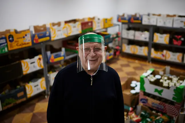 El Padre Fernando, natural de de Guerendiain, del Valle de la Ulzama, es cura desde el año 64. PABLO LASAOSA