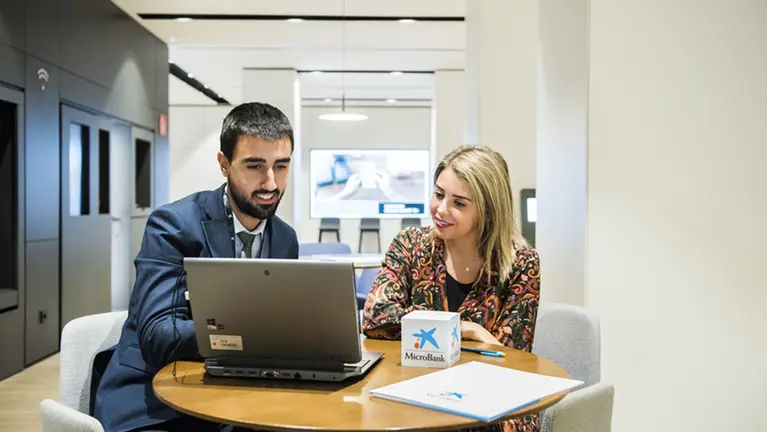 MicroBank, el banco social de CaixaBank, ha concedido en Navarra
1.719 préstamos por un importe de 13 millones de euros.