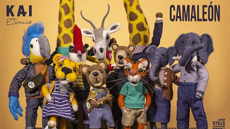 Marionetas protagonistas en el nuevo videoclip de Kai Etxániz 'Camaleón'. CEDIDA