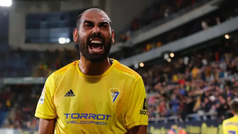 Fali con la camiseta del Cáiz CF. @partidazocope