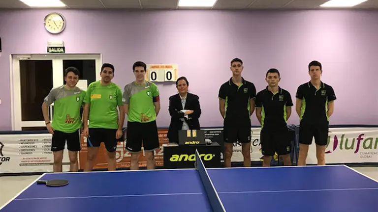 Partido entre Anaitasuna y Oberena en las instalaciones del club manguiverde. Cedida.