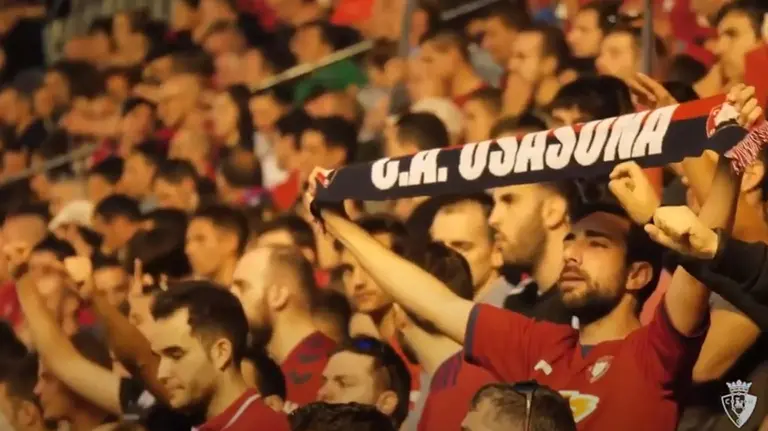 Imagen del vídeo del grupo &#34;Lemon y Tal&#34; celebrando el centenario de Osasuna.
