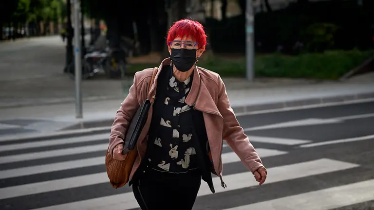 La consejera de sanidad del gobierno de Navarra, Santos Indurain, a su llegada al Parlamento de Navarra durante la crisis del coronavirus en Pamplona. Miguel Osés