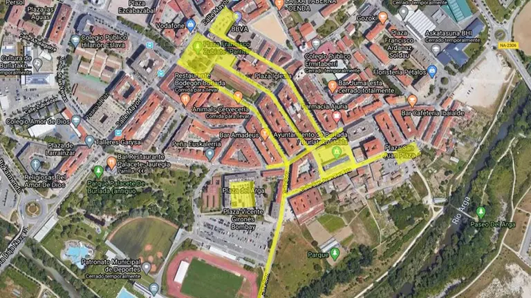 Marcadas en amarillo las calles que se peatonalizan en Burlada. Cedida.