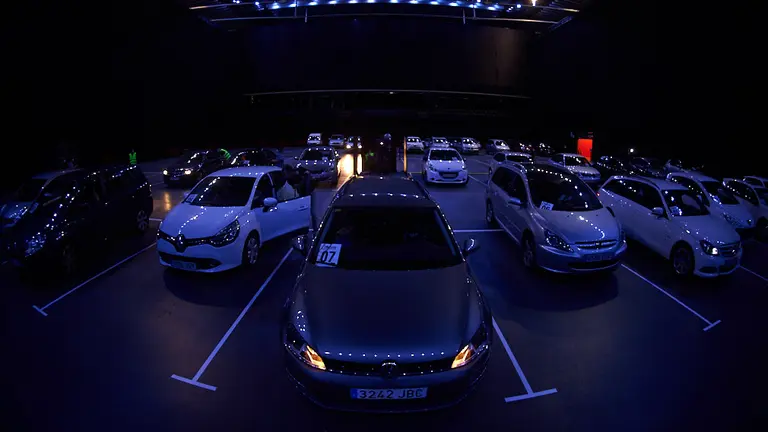 El Navarra Arena reabre sus puertas para una sesión de cine en el comienzo de la Fase 2. MIGUEL OSÉS