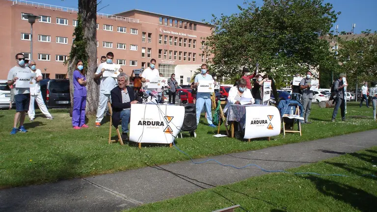 Presentación de la iniciativa 'Ahora responsabilidad'  COORDINADORA ANTI-TAV DE NAVARRA
