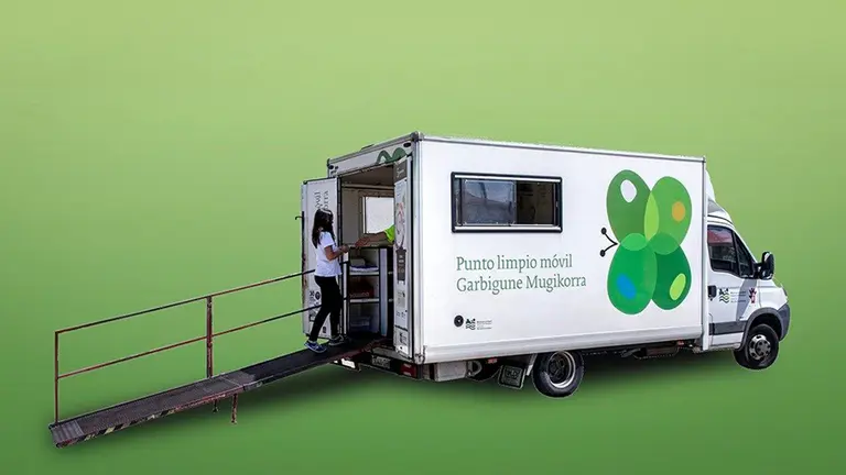 Punto limpio de recogida de residuos. Europa Press.