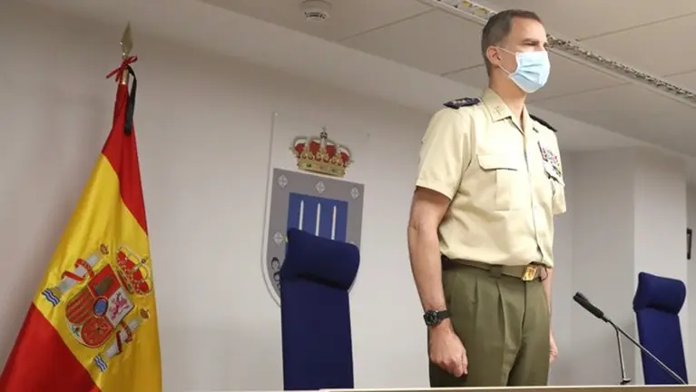 El Rey Felipe VI guarda un minuto de silencio en el Mando de Operaciones. El monarca preside el Día de las Fuerzas Armadas del 2020, en Madrid (España) a 30 de mayo de 2020.

30 MAYO 2020;FUERZAS ARMADAS;CASA REAL

30/5/2020
