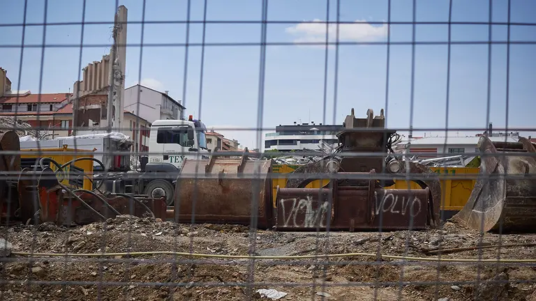 Recursos de las obras de derribo del antiguo Colegio de los Salesianos durante el primer fin de semana de fase 2 en la desescalada de la pandemia por coronavirus COVID19. En Pamplona, Navarra, España, a 31 de mayo de 2020.

Recursos de las obras de derribo del antiguo Colegio de los Salesianos durante el primer fin de semana de fase 2 en la desescalada de la pandemia por coronavirus COVID19. En Pamplona, Navarra, España, a 31 de mayo de 2020.


31/5/2020