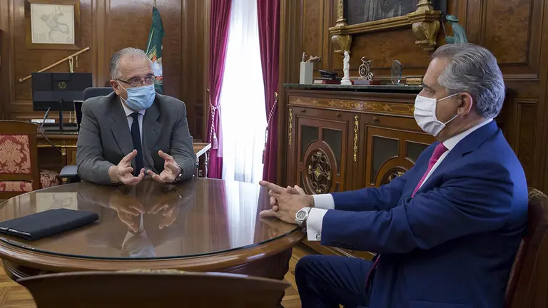 Enrique Maya y Juan Miguel Sucunza. AYUNTAMIENTO DE PAMPLONA