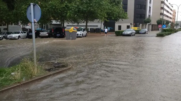 Inundación en Tudela por las fuertes tormentas POLICÍA MUNICIPAL DE TUDELA