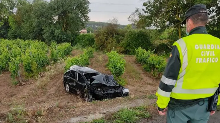 Accidente de tráfico ocurrido en Viana GUARDIA CIVIL