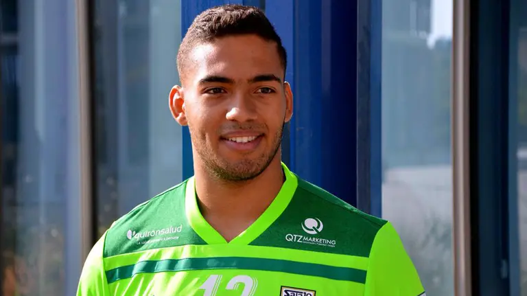 El nuevo guardameta del Ribera navarra Adrián Pereira. Cedida.