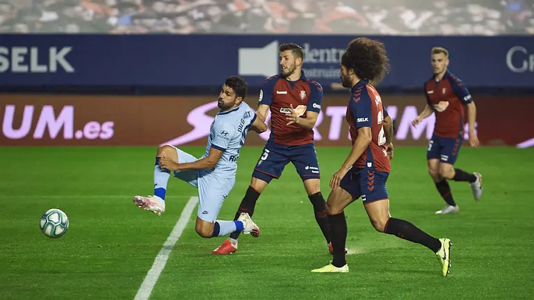Partido entre Osasuna y Atletico de Madrid correspondiente a la jornada 29 jugado en el estadio de El Sadar de Pamplona. MIGUEL OSÉS