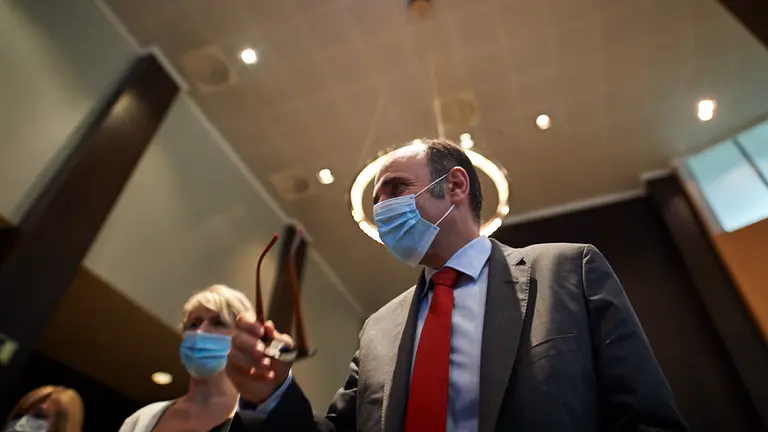 El consejero de Desarrollo Económico y Empresarial, Manu Ayerdi, presenta la nueva campaña de promoción turística de Navarra '¿Conoces el efecto?'. MIGUEL OSÉS