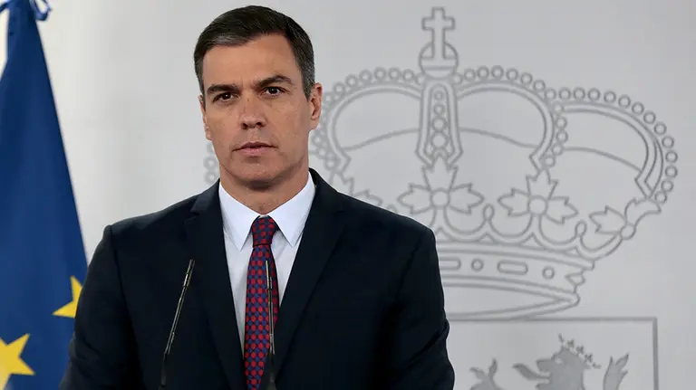 El presidente del Gobierno, Pedro Sánchez, durante la comparecencia para despedir el estado de alarma donde ha reclamado este sábado "unidad" a los partidos políticos para construir entre todos un país "más justo y vivible" porque éste sería en su opinión "el mejor homenaje" a las más de 28.000 víctimas oficiales que deja hasta el momento la pandemia en España. En Madrid, (España), a 20 de junio de 2020.

20 JUNIO 2020;PEDRO SANCHEZ;FIN DEL ESTADO DE ALARMA;MADRID

19/6/2020