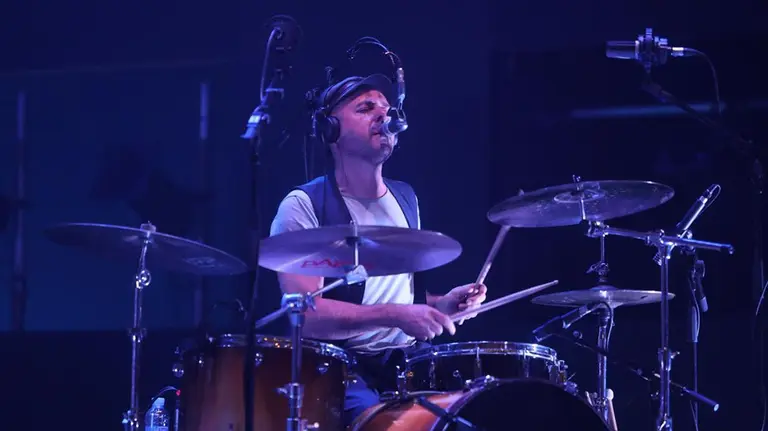 Actuación de El columpio asesino y Oreka TX en Baluarte (2) IÑAKI ZALDUA