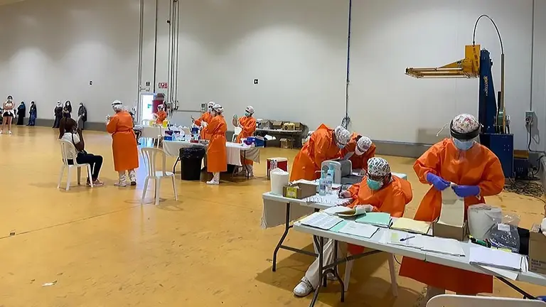 Las pruebas PCR realizadas en una empresa hortofrutícola del Bajo Cinca que ha registrado un brote. GOBIERNO DE ARAGÓN