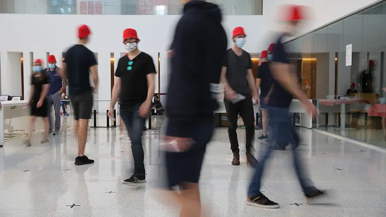 Estudio sobre el distanciamiento social en lugares cerrados. UNAV