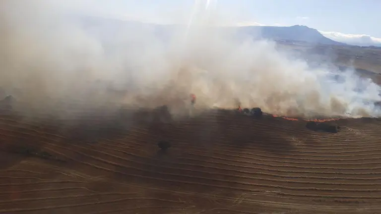 Incendio en Muniáin de Solana. BOMBEROS DE NAVARRA