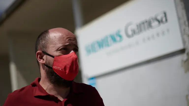 Rueda de prensa del comité de empresa la planta de Siemens Gamesa por el cierre de la fábrica de Aoiz. PABLO LASAOSA