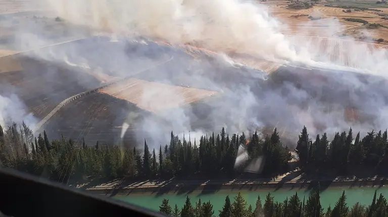 Incendio en San Isidro del Pinar BOMBEROS DE NAVARRA