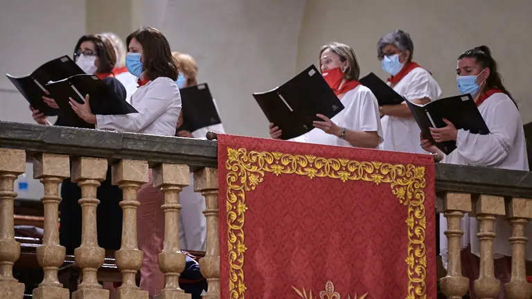 Celebración de las Vísperas de San Fermín el 6 de julio de 2020 con las fiestas suspendidas por el coronavirus. PABLO LASAOSA