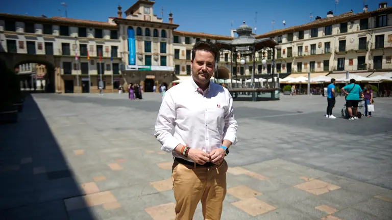 Alejandro Toquero, alcalde de Tudela, posa para un retrato para NAVARRACOM. PABLO LASAOSA