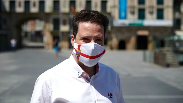 Alejandro Toquero, alcalde de Tudela, posa para un retrato para NAVARRACOM. PABLO LASAOSA