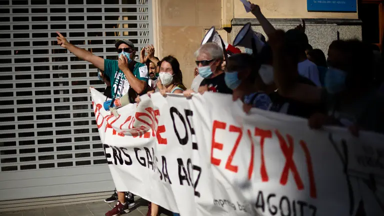 Manifestación en Pamplona para protestar en contra del cierre de la planta de Siemens Gamesa de Aoiz. PABLO LASAOSA