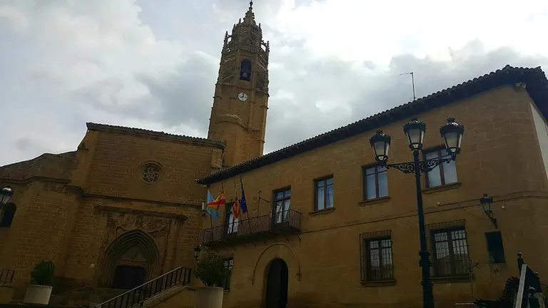 El Ayuntamiento de Sádaba adopta medidas para frenar el brote de la COVID-19.

El Ayuntamiento de Sádaba adopta medidas para frenar el brote de la COVID-19.


9/7/2020