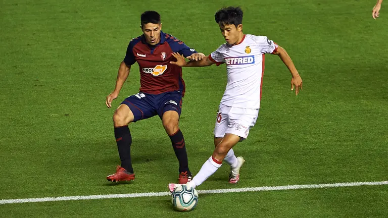 Partido entre Osasuna y Mallorca correspondiente a la jornada número 38 jugado en el estadio de El Sadar de Pamplona. MIGUEL OSÉS