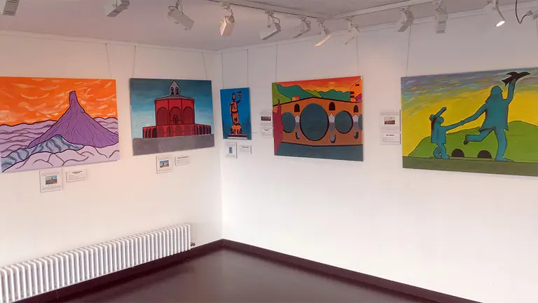 El alumnado de la Escuela de Música y Danza Arte y Discapacidad de Fundación Atena expone sus más recientes creaciones en la Casa de la Juventud. CEDIDA