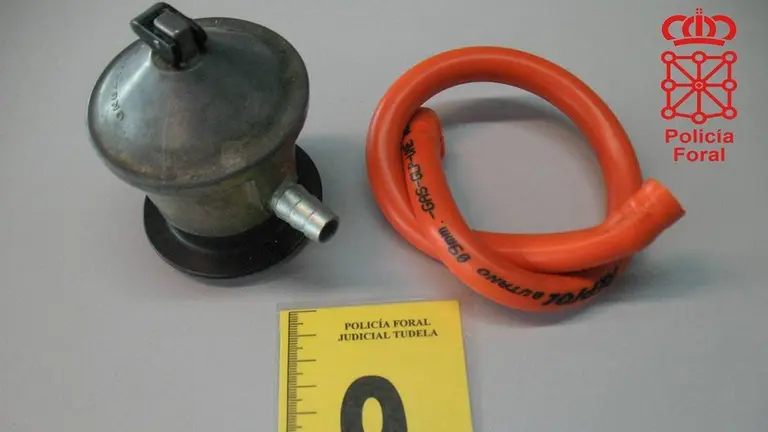 Ejemplo de piezas que se sustituyen. POLICÍA FORAL