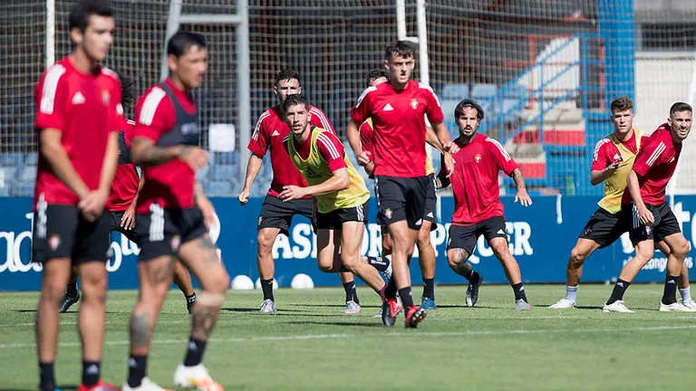 Partidillo de entrenamiento disputado en Tajonar entre la plantilla del primer equipo de Osasuna. CA OSASUNA (4)