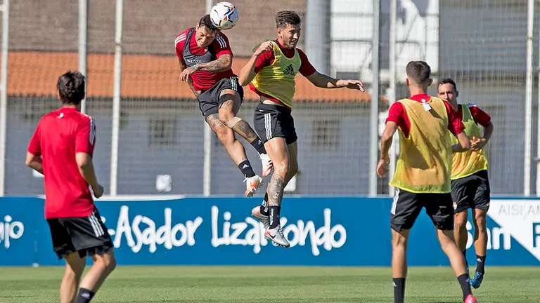 Partidillo de entrenamiento disputado en Tajonar entre la plantilla del primer equipo de Osasuna. CA OSASUNA (9)