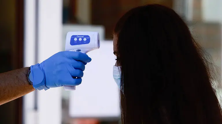 Dispositivo para la realización de pruebas PCR de coronavirus a vecinos ante un brote. ARCHIVO