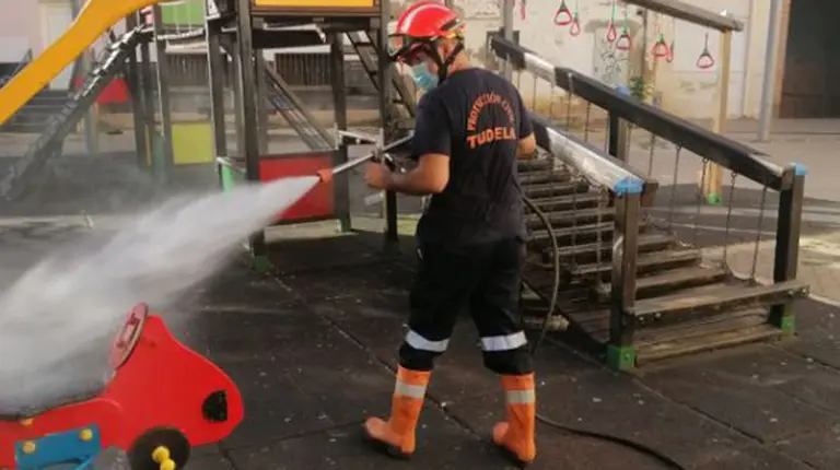 Desinfección en Tudela ante el nuevo brote de coronavirus (4) CEDIDA