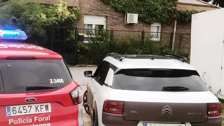 Vehículo controlado en Viana POLICÍA FORAL
