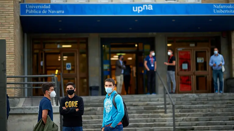 Jornada de bienvenida en la UPNA en el comienzo del nuevo curso academico. MIGUEL OSÉS
