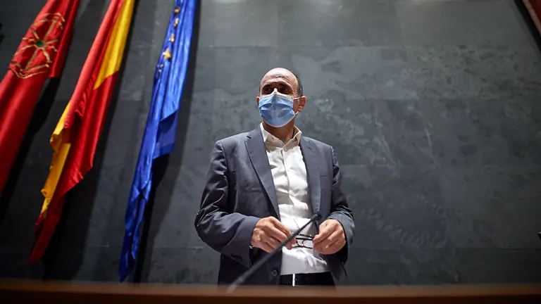 Comparecencia para que el consejero Manu Ayerdi informe sobre el estado de ejecución de las líneas de avales puestas en marcha como consecuencia del estado de alarma por el Covid-19. MIGUEL OSÉS