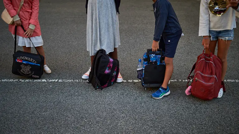 Los alumnos de primaria y secundaria de Navarra vuelven a las clases con las nuevas medidas ante la pandemia de coronavirus. MIGUEL OSÉS